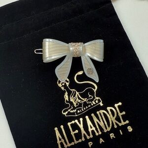 Alexandre de Paris Cream Hair Bow Clip